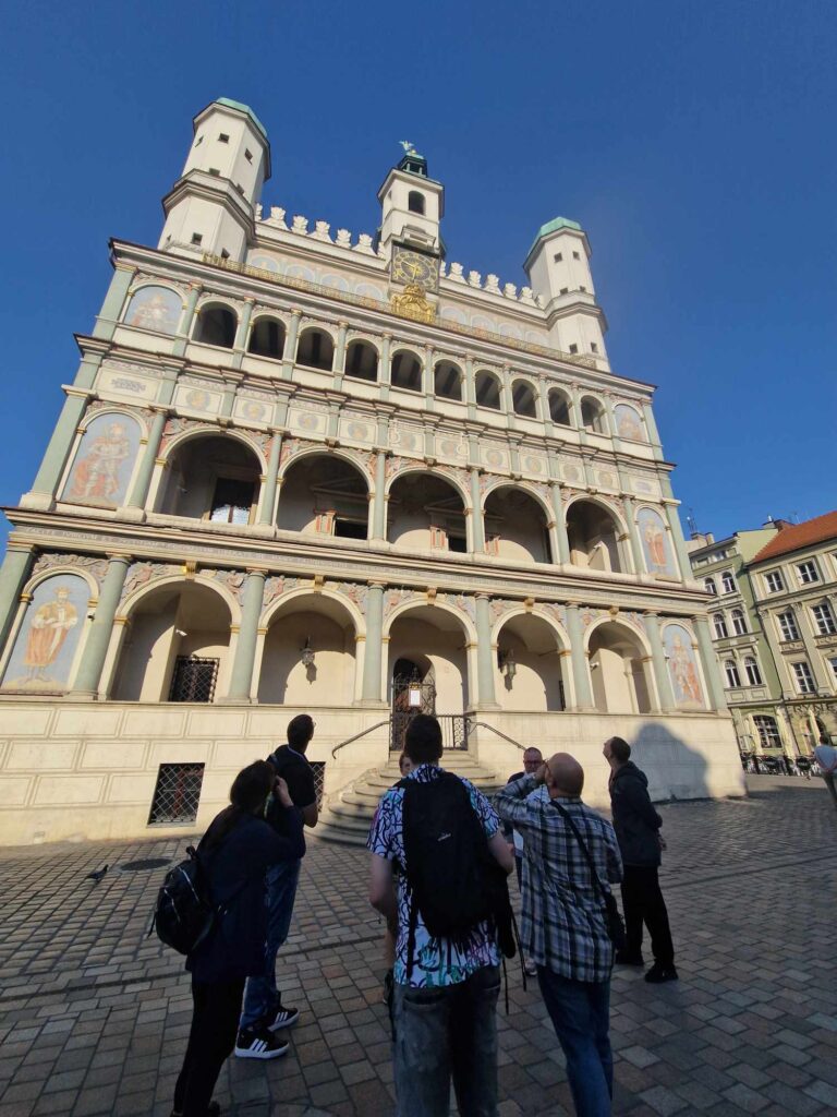 przeszłość bramą do przyszłości